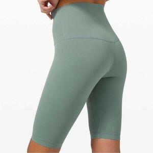 Lululemon Align Super High Rise Short *10"